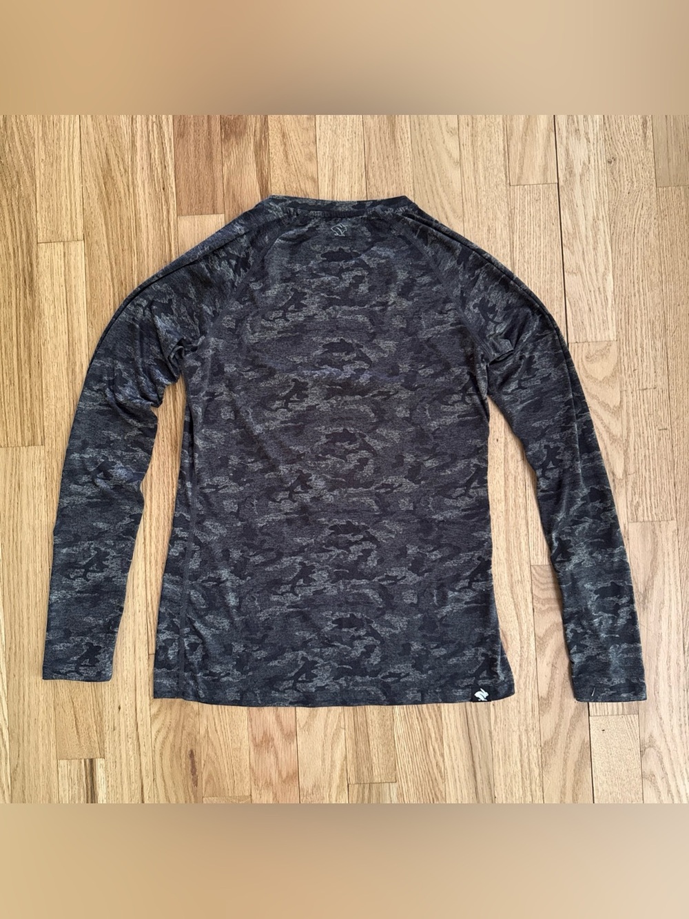 RABBIT Running Women's EZ Tee Long Sleeve Base Layer Top Camo XS - Picture 3 of 5